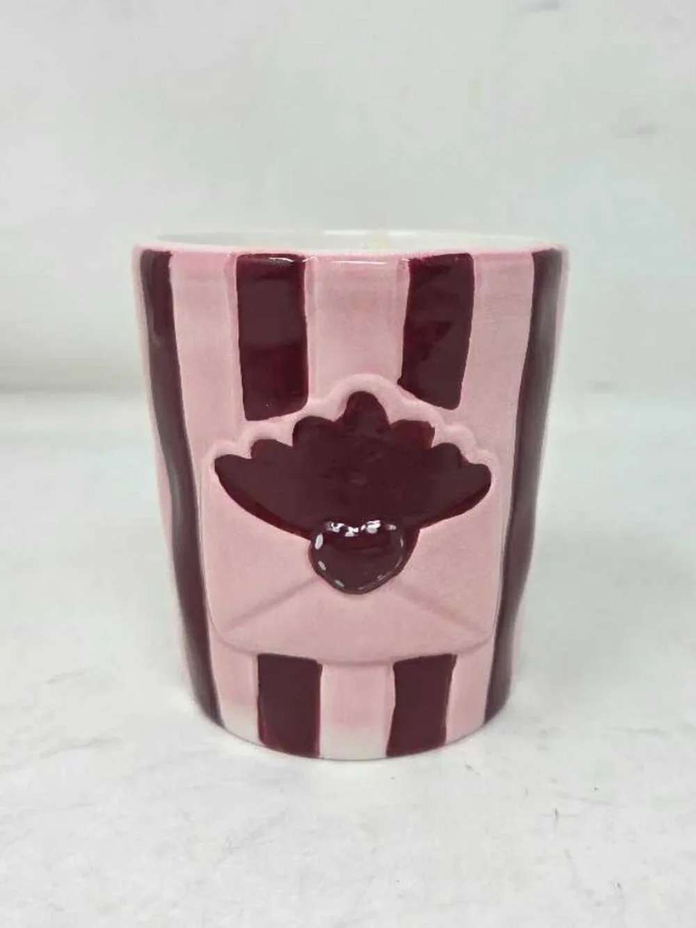 New Urban Outfitters love letter 7oz scented candle in Blush Noir